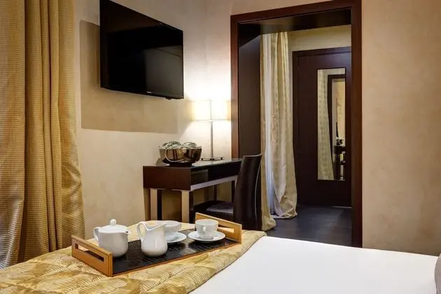 Standard Tek Büyük Yataklı Oda (Annex Building)