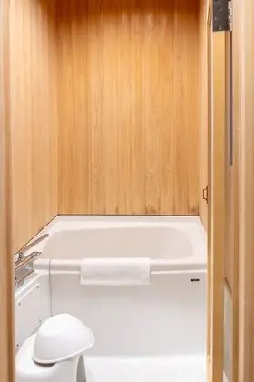 Oda, Sigara İçilmez (Dog Friendly, 1st Floor)