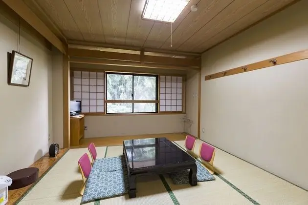 Traditional Oda, Sigara İçilmez (Japanese Style, for 4 people)