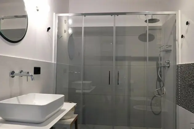 Üç Kişilik Oda, Bahçe Manzaralı