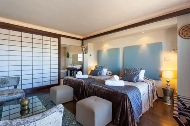 Luxury İki Ayrı Yataklı Oda