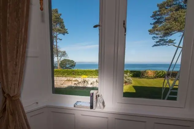 Tek Büyük Yataklı Oda, Deniz Manzaralı (Junior Suite)