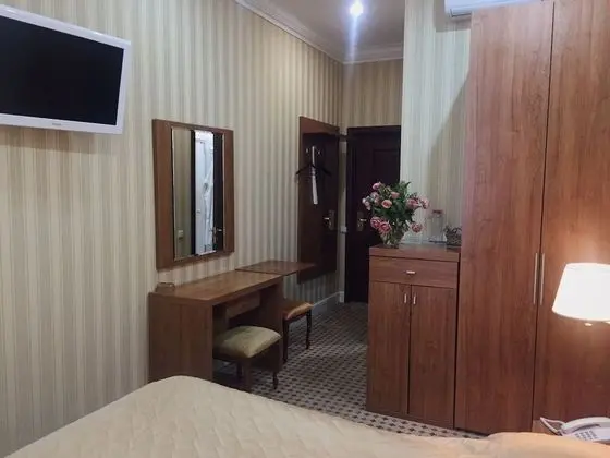 Comfort Tek Büyük Yataklı Oda