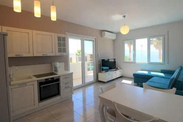 Apart Daire, 1 Büyük (Queen) Boy Yatak ve Çekyat