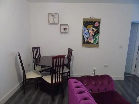 Apart Daire, 1 Büyük (Queen) Boy Yatak