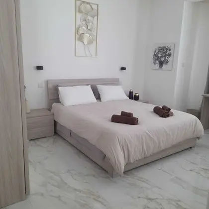 Apart Daire, 1 En Büyük (King) Boy Yatak