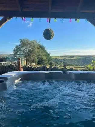 Dağ Evi, 2 Büyük (Queen) Boy Yatak