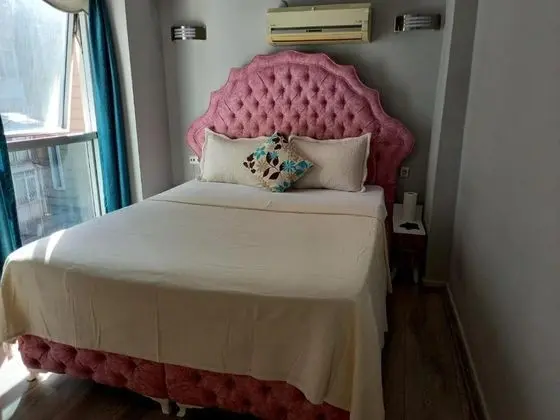 Çift Kişilik, Şehir Manzaralı
