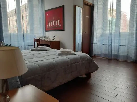 Classic Tek Büyük Yataklı Oda