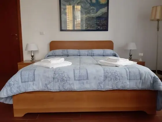 Classic Tek Büyük Yataklı Oda