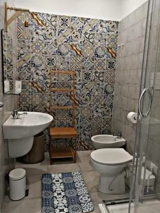 Üç Kişilik Oda