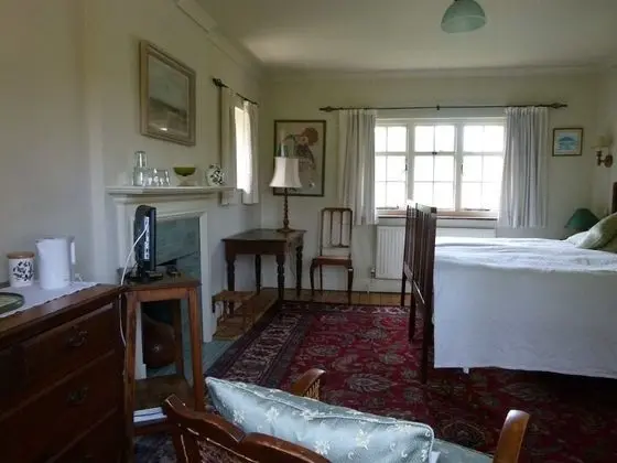 Comfort Üç Kişilik Oda, Ortak Banyo, Bahçe Manzaralı