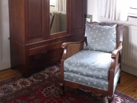Comfort Üç Kişilik Oda, Ortak Banyo, Bahçe Manzaralı