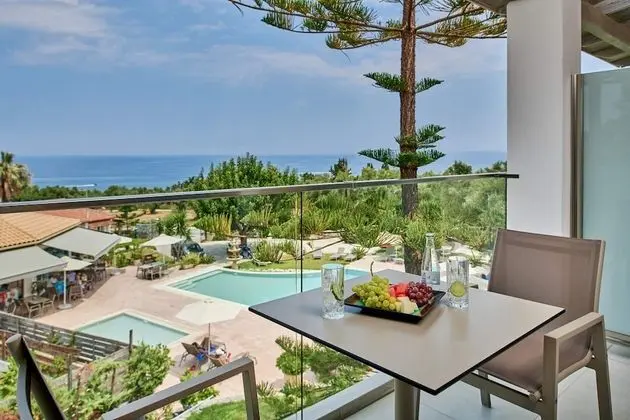 Superior Room - Sea & Pool View