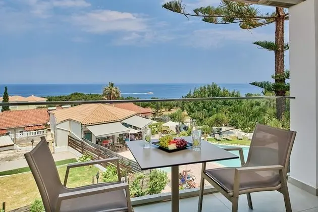 Superior Room - Sea & Pool View
