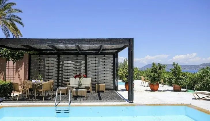 Villa, Kişiye Özel Havuzlu, Denize Bakan