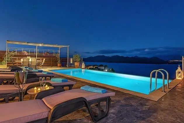 Deluxe Villa, 3 Yatak Odası, Kişiye Özel Havuzlu, Denize Bakan