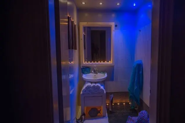 Deluxe Tek Büyük veya İki Ayrı Yataklı Oda, Bahçe Manzaralı