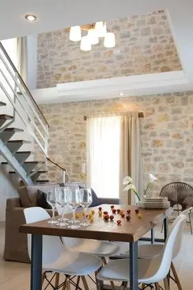 Deluxe Villa, 2 Yatak Odası, Kişiye Özel Havuzlu (Ioni)