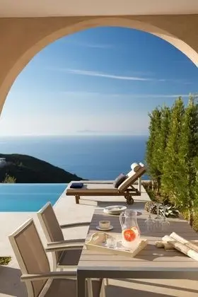 Deluxe Villa, 2 Yatak Odası, Kişiye Özel Havuzlu (Ioni)