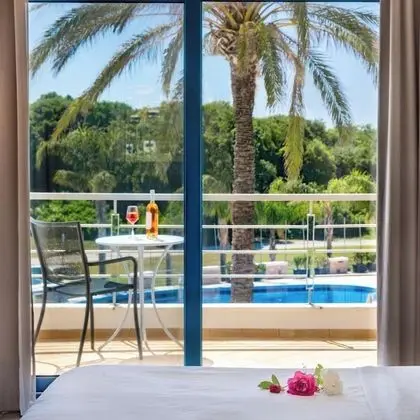 Deluxe Tek Büyük Yataklı Oda, Deniz Manzaralı