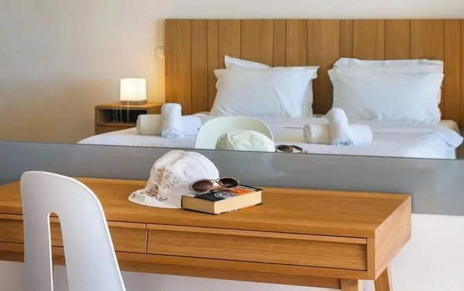 Deluxe Üç Kişilik Oda, Deniz Manzaralı