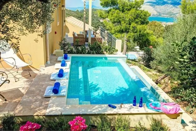Villa, Kişiye Özel Havuzlu, Deniz Manzaralı
