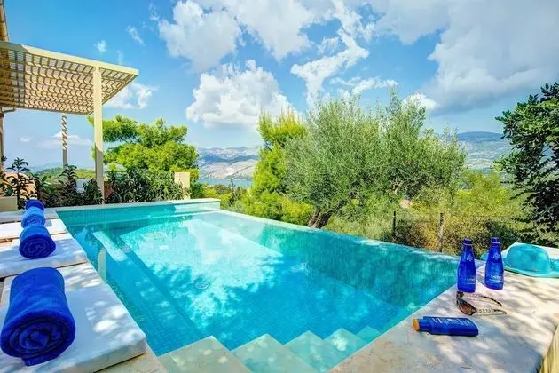 Villa, Kişiye Özel Havuzlu, Deniz Manzaralı