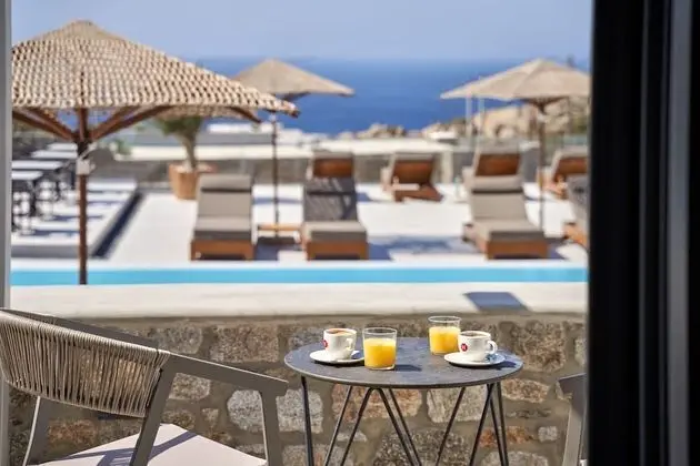 Tek Büyük Yataklı Oda, Deniz Manzaralı (Ionic)