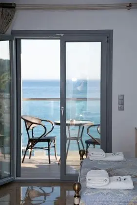 Deluxe Tek Büyük Yataklı Oda, Deniz Manzaralı