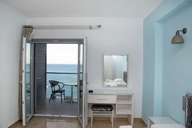 Deluxe Tek Büyük Yataklı Oda, Deniz Manzaralı