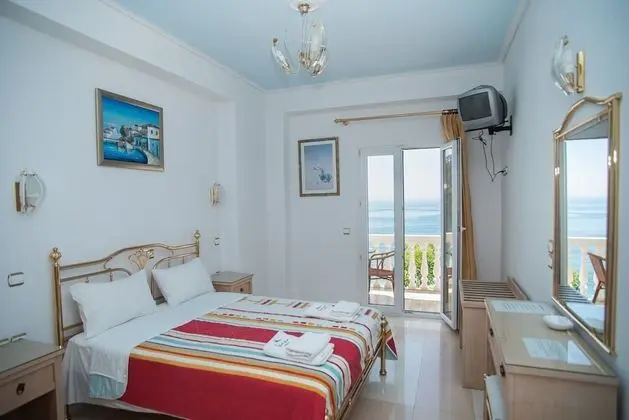Standard Tek Büyük veya İki Ayrı Yataklı Oda, Deniz Manzaralı