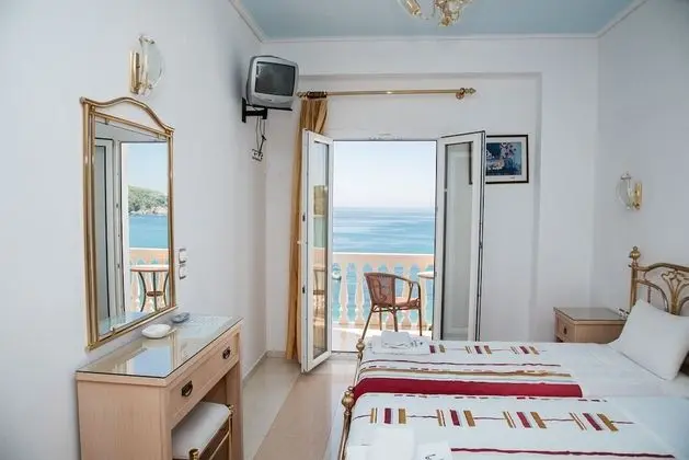 Standard Tek Büyük veya İki Ayrı Yataklı Oda, Deniz Manzaralı