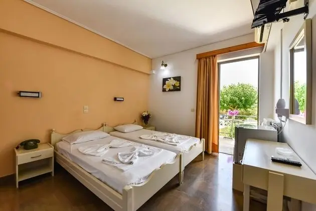 Tek Büyük veya İki Ayrı Yataklı Oda
