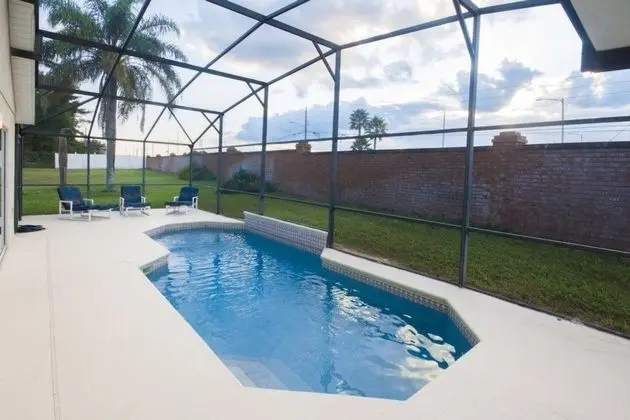 Family Villa, Sıcak Su Havuzu, Bahçeli