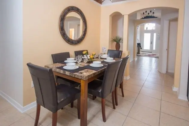 Family Villa, Kişiye Özel Havuzlu, Bahçeli