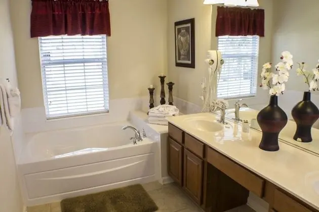 Family Villa, Sıcak Su Havuzu, Bahçeli