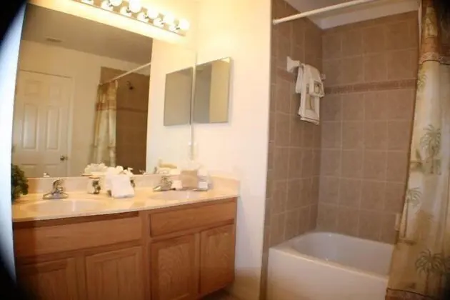 Family Villa, Sıcak Su Havuzu, Bahçeli