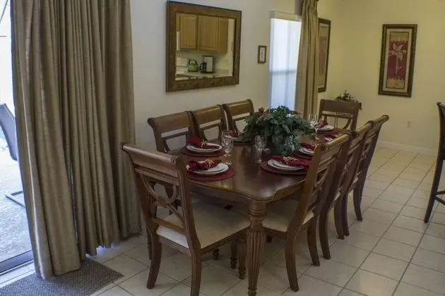 Family Villa, Sıcak Su Havuzu, Bahçeli