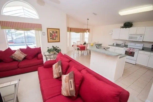 Family Villa, Sıcak Su Havuzu, Bahçeli