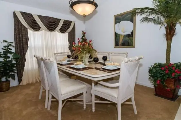 Family Villa, Kişiye Özel Havuzlu, Bahçeli