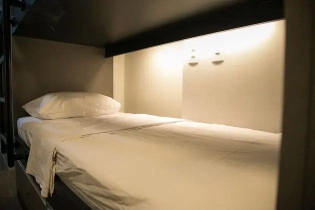 Ortak Ranzalı Oda, Sadece kadınlar için (6 beds)