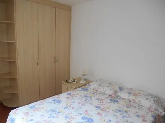 Basic Tek Büyük Yataklı Oda