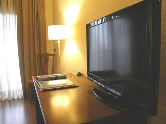 Tek Büyük Yataklı Oda (for 2AD+1Child)