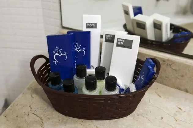 Standart Oda, Bahçe Manzaralı, Balkonlu