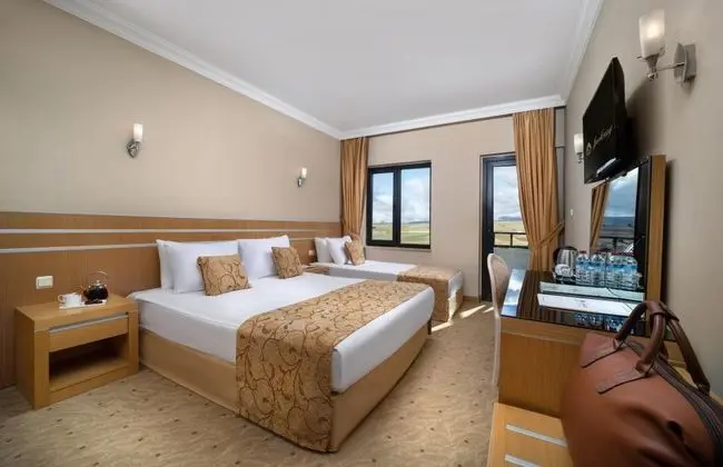 Standart Oda, Bahçe Manzaralı, Balkonlu