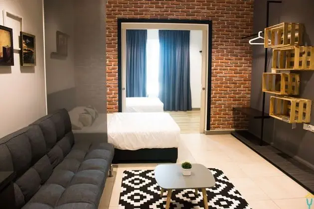 Studio Room with 2 Queen Beds