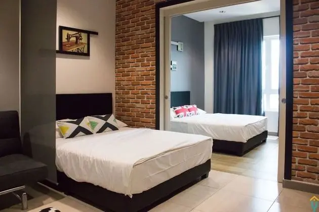 Studio Room with 2 Queen Beds