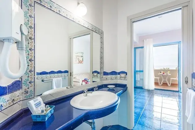 Süit, Balkon, Bahçe Manzaralı