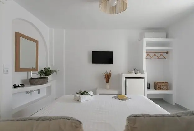 Economy Tek Büyük Yataklı Oda, Veranda, Deniz Manzaralı (Ground floor)